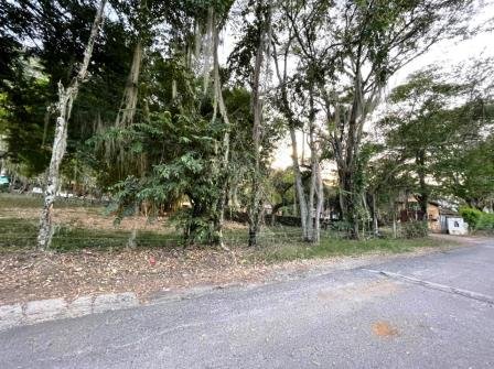 100 MTS DE LA VÍA NACIONAL PC426