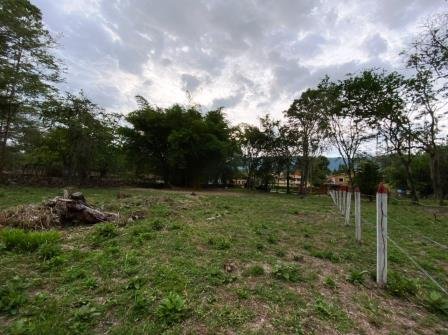 100 MTS DE LA VÍA NACIONAL PC426