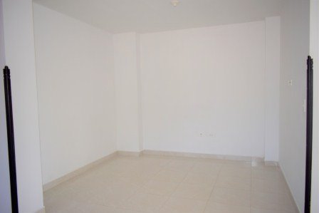 ARRIENDO APARTAMENTO - BELLA ISLA 2B24703