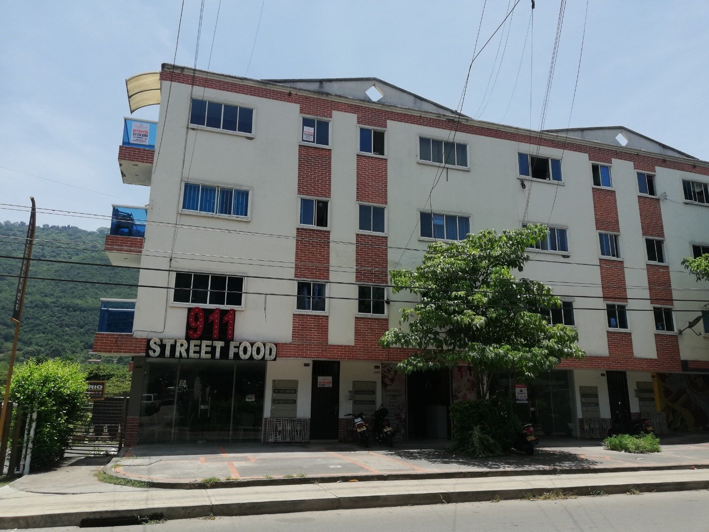 APARTA-ESTUDIO EDIFICIO BAEZA APTO 403 TORRE A 403TA78