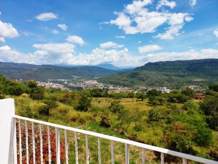 PARCELA CON EXELENTES VISUALES  PCS78