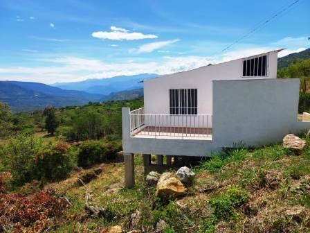 PARCELA CON EXELENTES VISUALES  PCS78