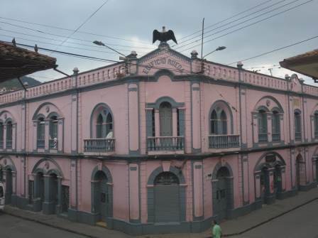 ARRIENDO LOCAL EN CENTRO 45916
